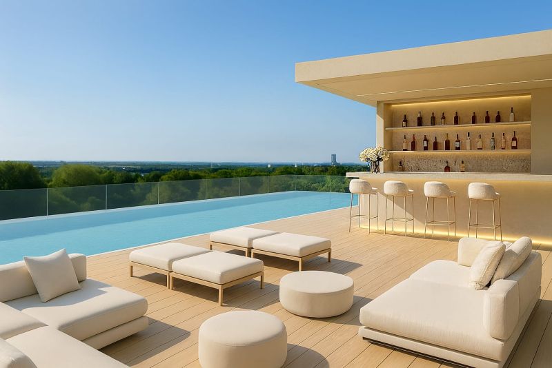 LUSSUOSO ATTICO CON PISCINA