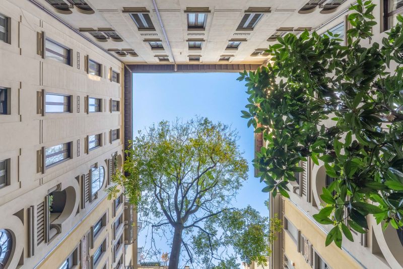 ELEGANZA D'ALTRI TEMPI