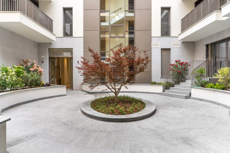Nuova dimora con terrazzo e box